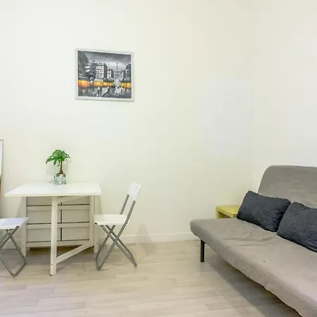 Lovely Near Canal De L'ourq Apartment *
